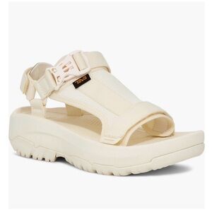 Teva Hurricane XLT Ampsole Volt Platform
Sandals White Size Women 8 / Men's 6